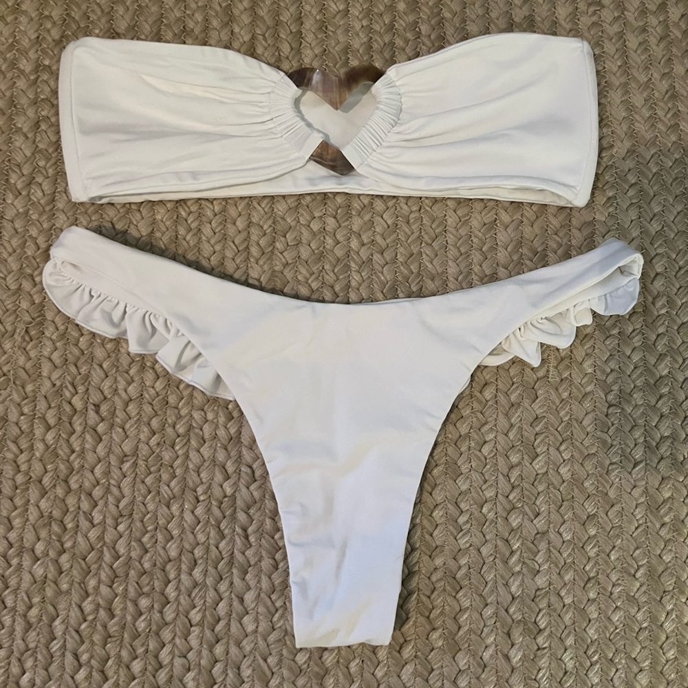 Indah Luvr Bikini